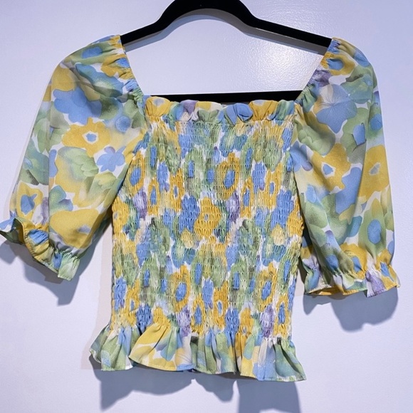 Vici Floral Smocked Blouse - Picture 2 of 2